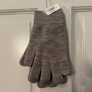 NWT GAP Classic Gray Knit Gloves
